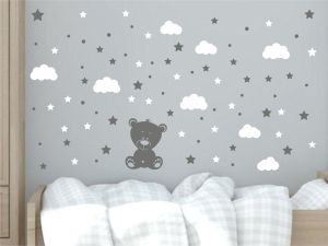 Стикер за декорация Мече с облаци, звезди и точки - комплект в 2 цвята