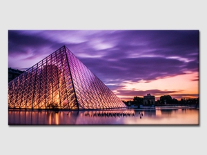 Стъклената пирамида пред Лувъра - 100 х 50 см